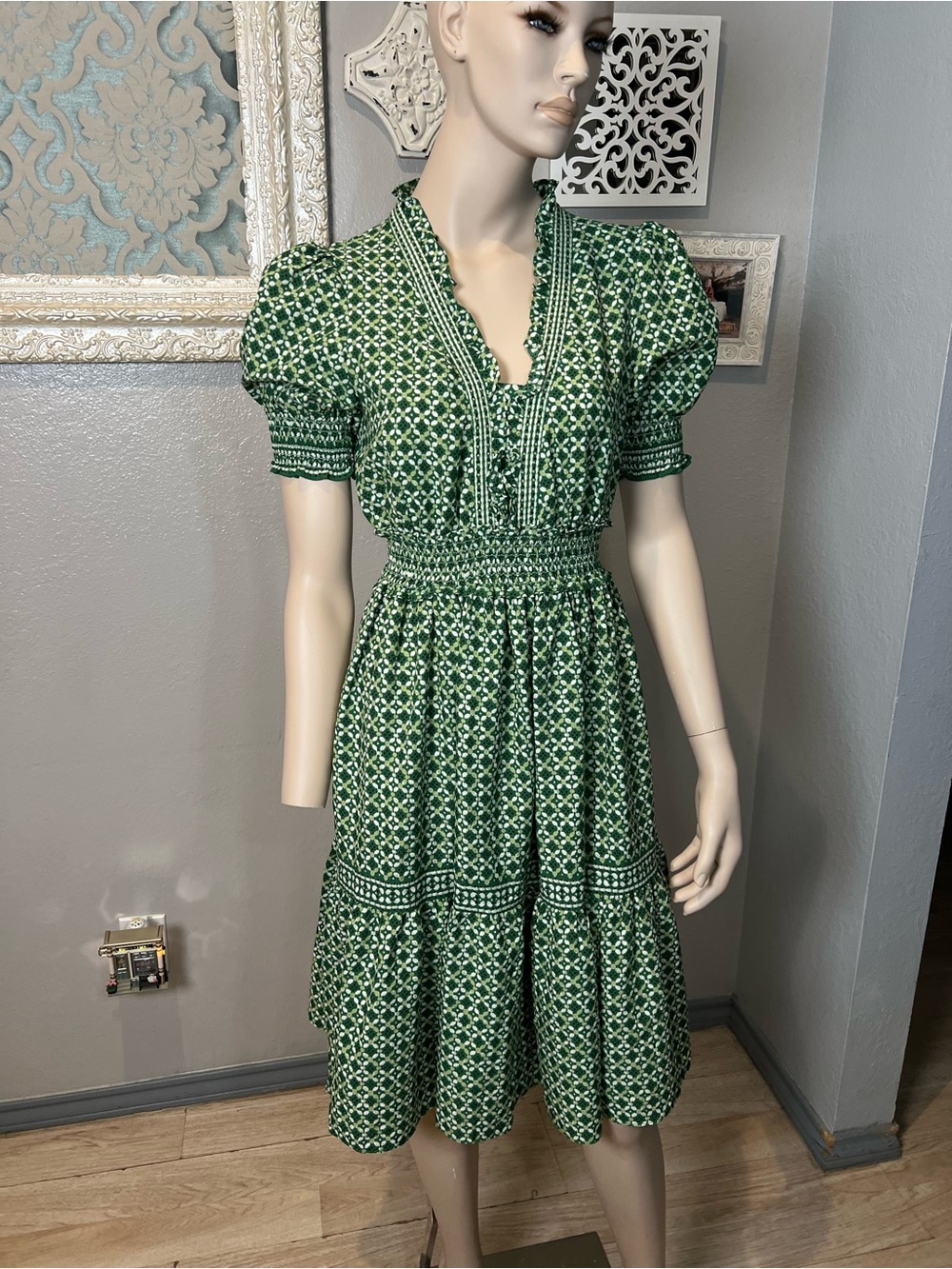 Max Studio London Green Printed Smocked Waist Midi Dress